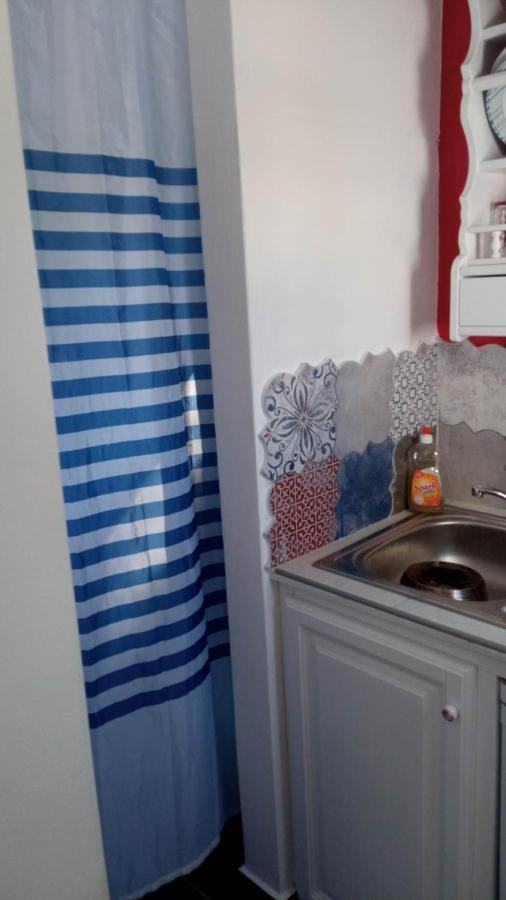 Sweet Home With Two Beds -One Single Room- With Beautiful View! Agia Marina  Esterno foto